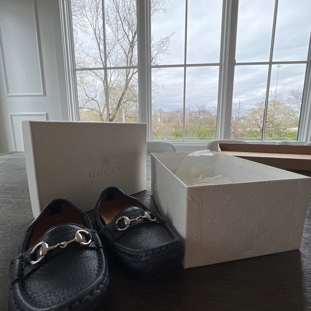 Brand NEW GUCCI Driving Moccasins